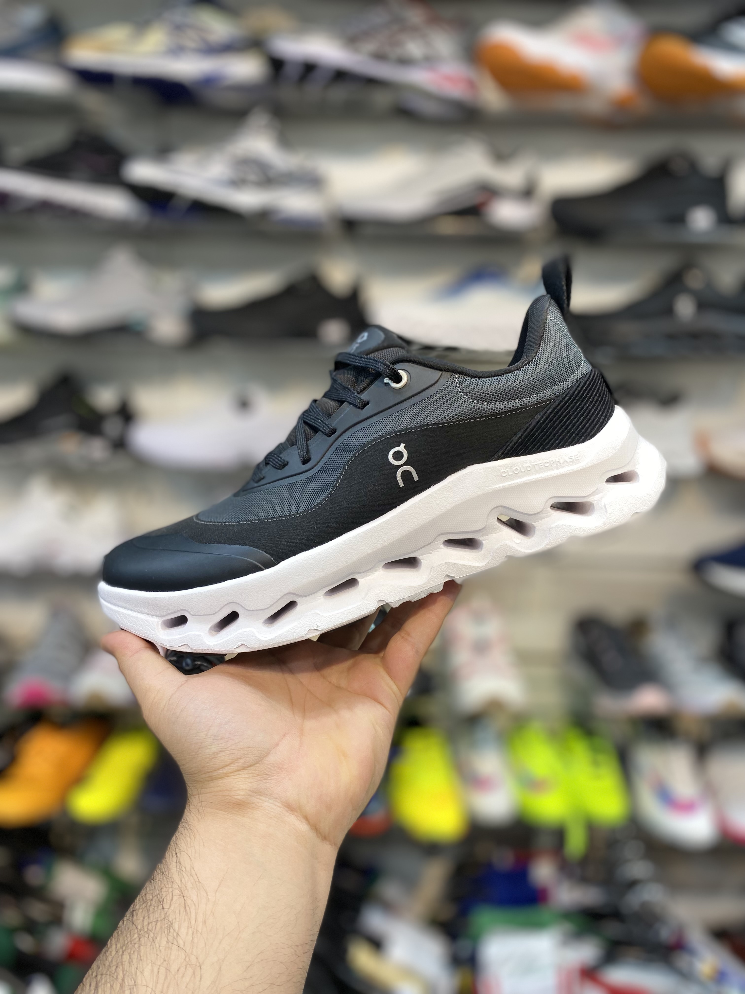کفش QC